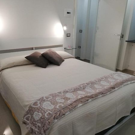 B&B Oplonti Resort Торре-Аннунциата Экстерьер фото