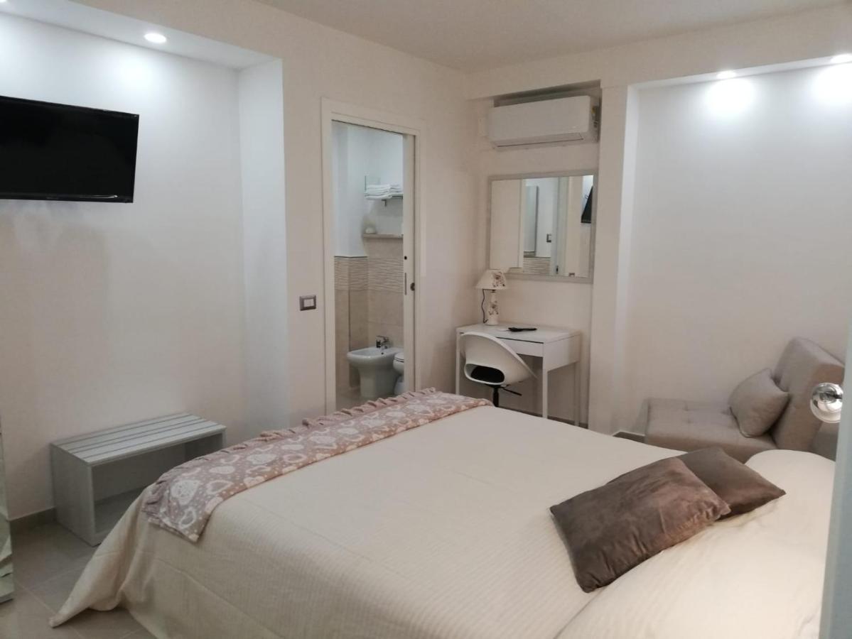B&B Oplonti Resort Торре-Аннунциата Экстерьер фото